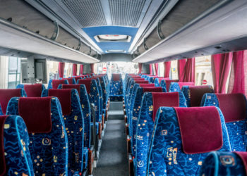 Organizzare un viaggio in autobus, come farlo nel modo giusto