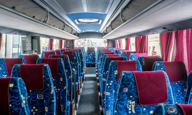 Organizzare un viaggio in autobus, come farlo nel modo giusto