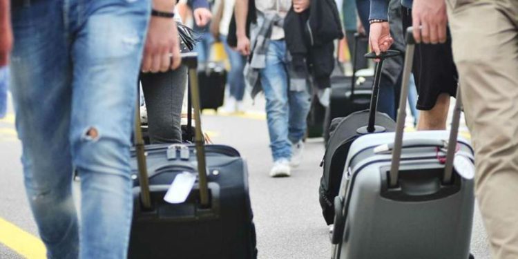 Scioperi, cancellazioni e ritardi: l’estate nera degli aeroporti