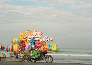 Le sanzioni previste se si acquista in spiaggia